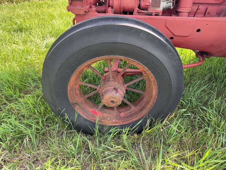 mccormick-deering-w-40-image-13
