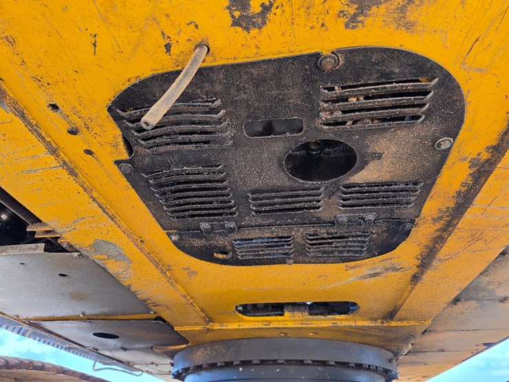 2018-deere-470g-lc-image-131