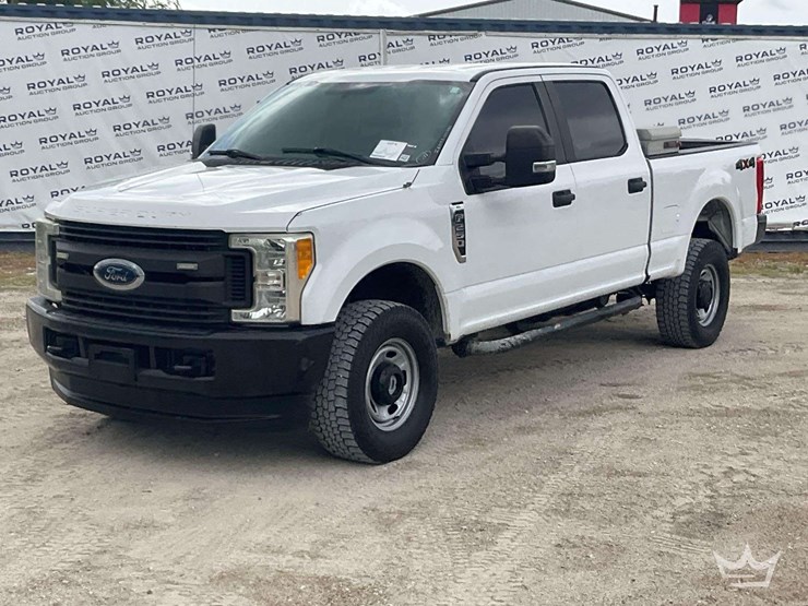 2017-ford-f250-image-1