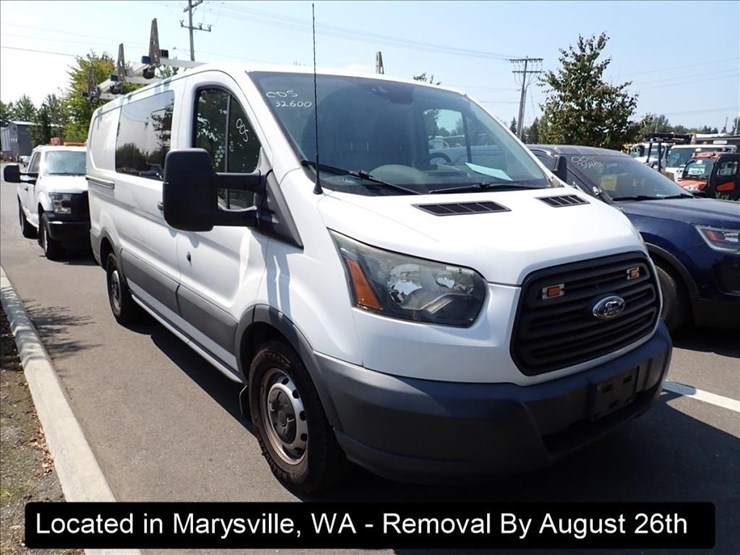 2015-ford-transit-image-11
