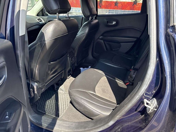 2018-jeep-compass-image-12