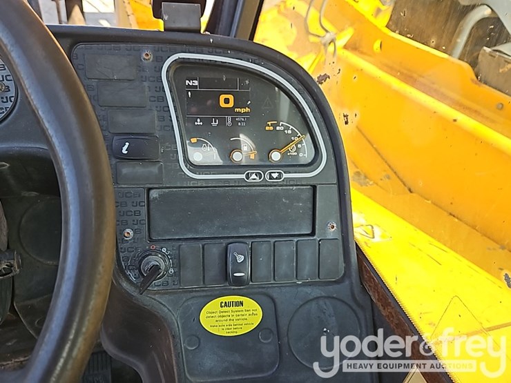 2017-jcb-507-42-image-27