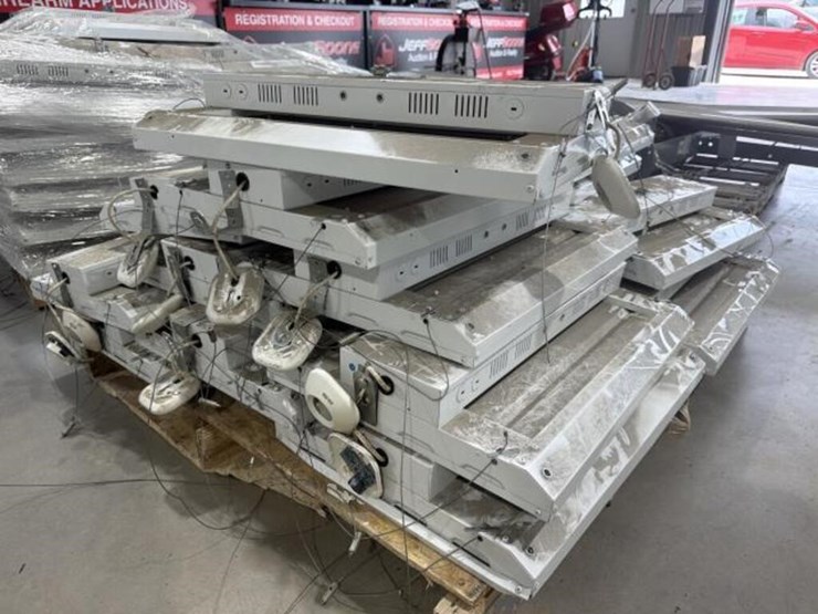 skid-of-multi-run-led-lights-image-2