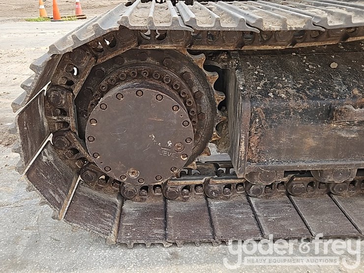 2019-caterpillar-336gc-image-21