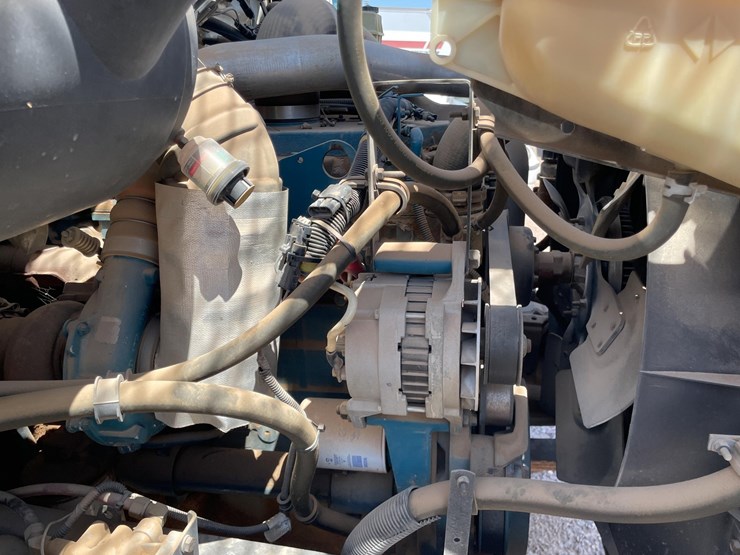 #2253-•-1998-isuzu-2-ton-cargo-truck-(has-nm-title)-(located-in-las-cruces)-image-41