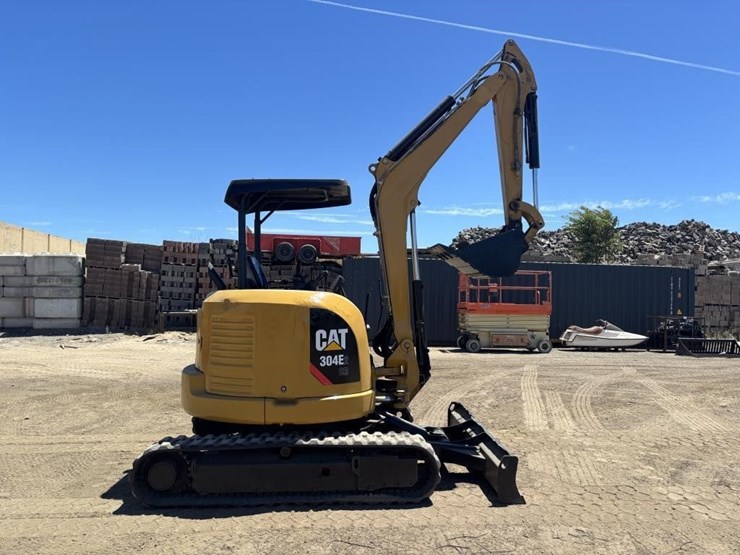 2017-caterpillar-304e2-cr-image-7