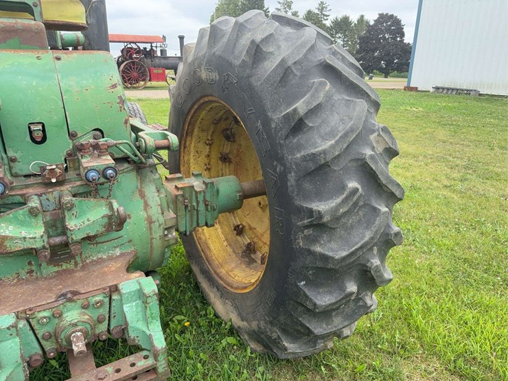 john-deere-5020-image-9