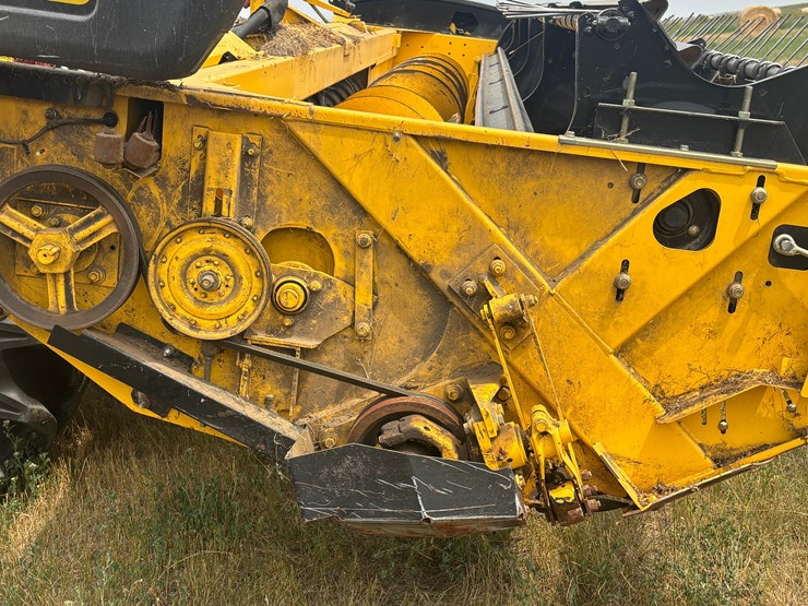 2013-new-holland-h8060-image-16