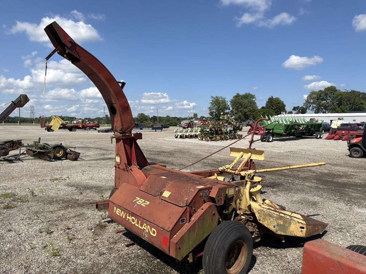 new-holland-782-image-8