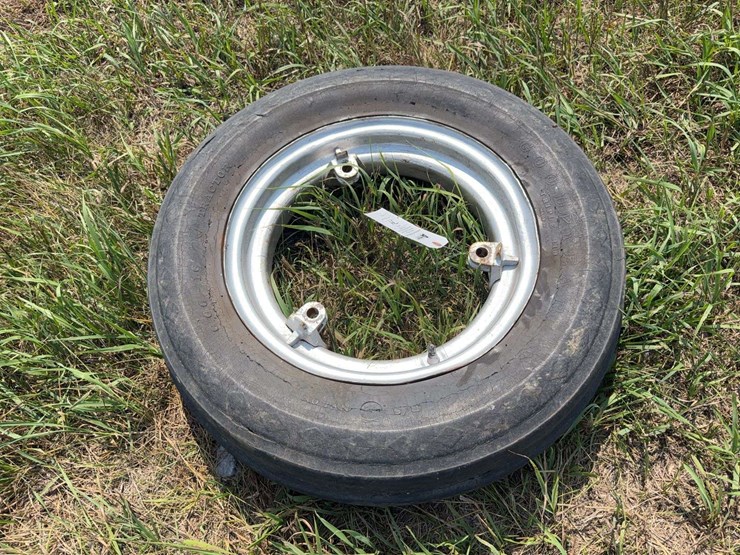 farmall-front-rim-and-tire-image-1