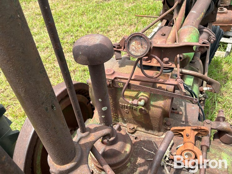 john-deere-b-image-15