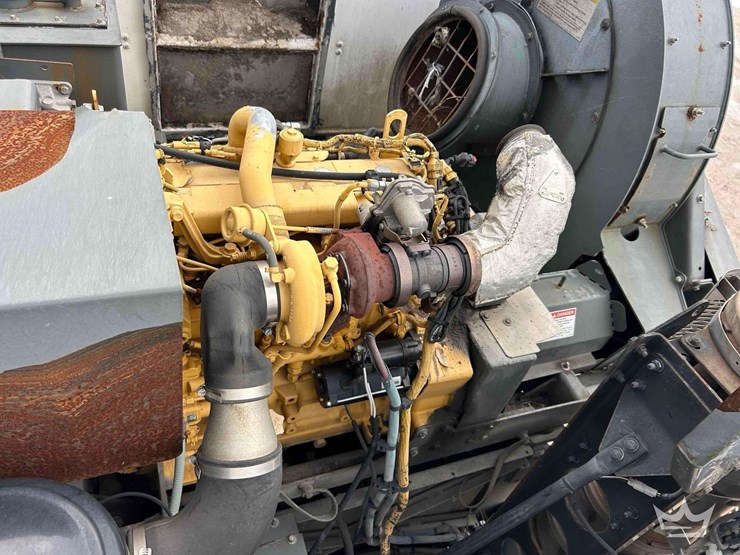2019-freightliner-m2-106-image-28