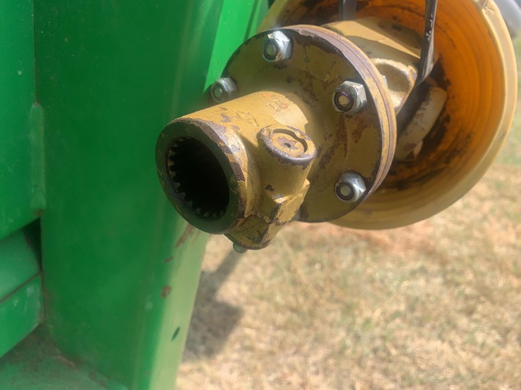 2004-john-deere-630f-image-11