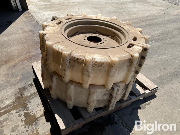 mach-2-solid-irrigation-pivot-wheels-image-1