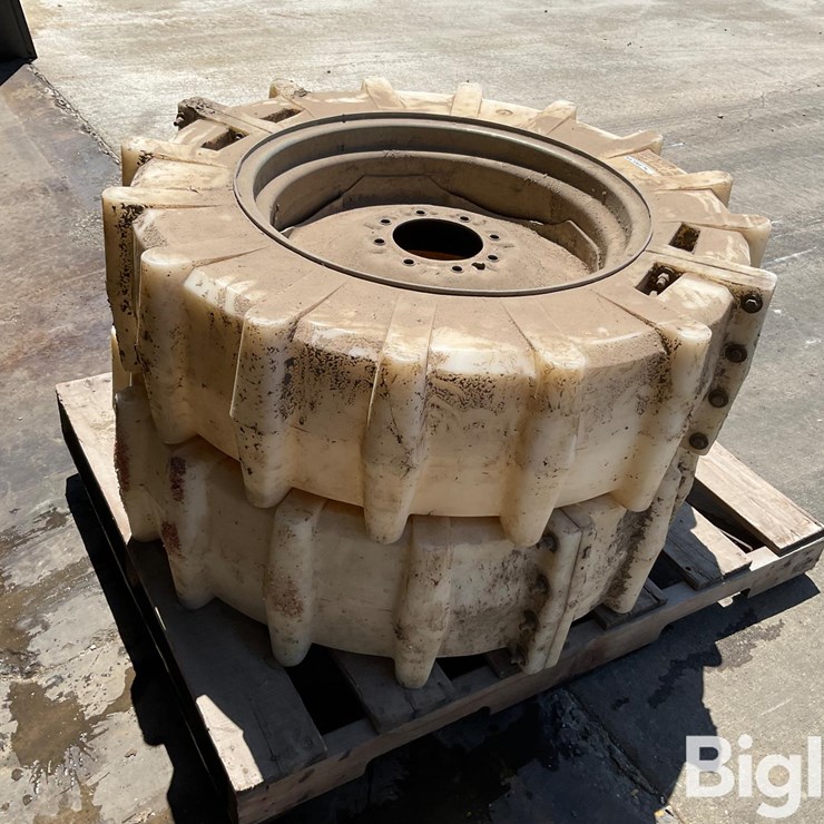 Mach 2 Solid Irrigation Pivot Wheels