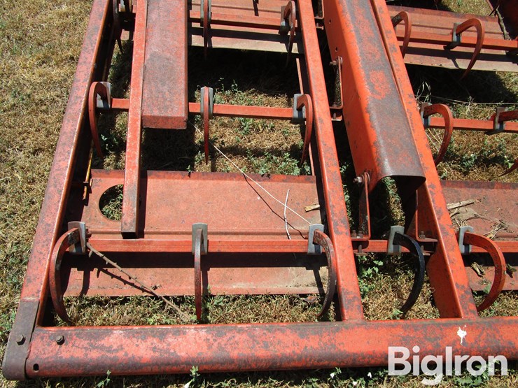 farmhand-10-bale-image-10