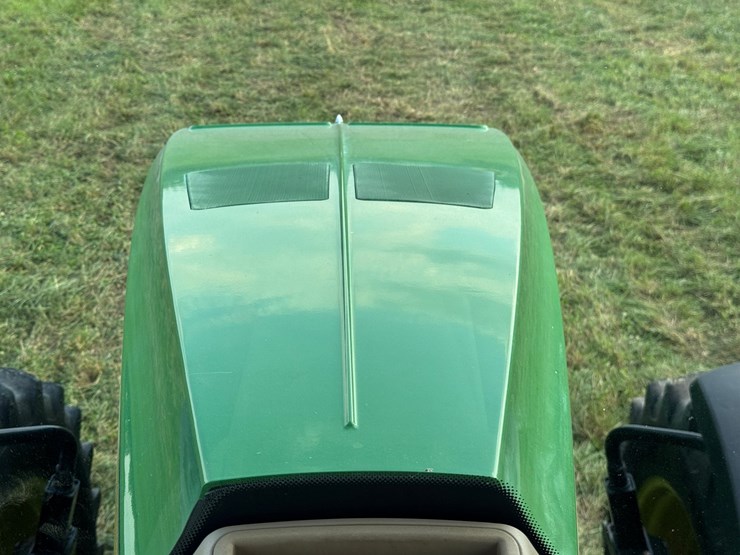 john-deere-8285r-image-45