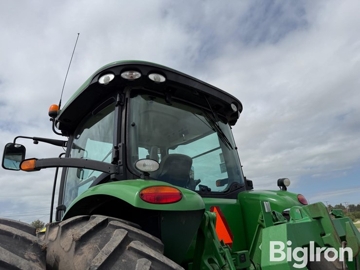 2013-john-deere-8310r-image-19