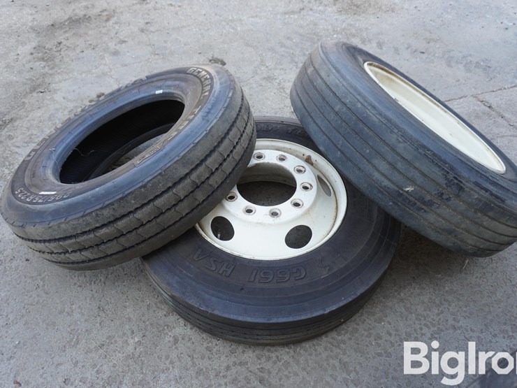 295/75r22.5-tires-&-rims-image-2