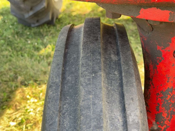 massey-ferguson-444-image-15