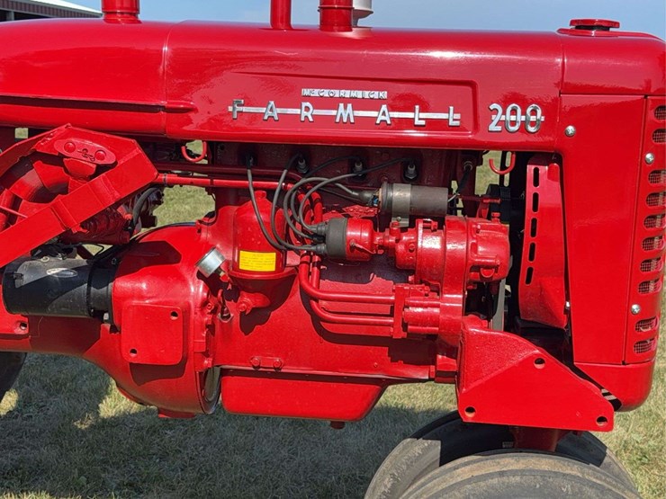 farmall-200-image-18