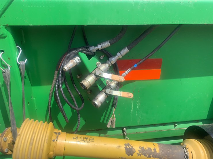 2004-john-deere-630f-image-12