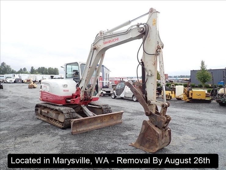 2013-takeuchi-tb285-image-5