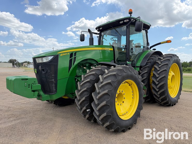 2017-john-deere-8345r-image-1