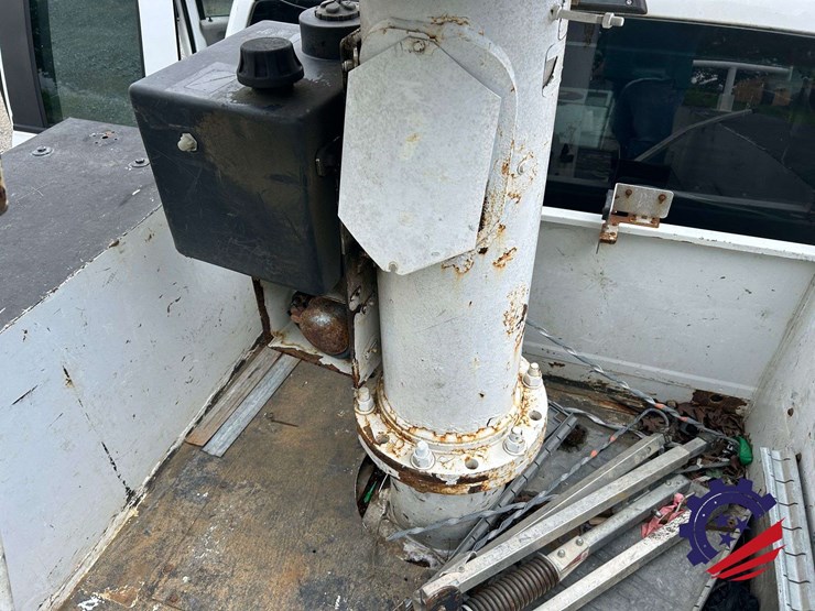 2017-ford-f550-image-66