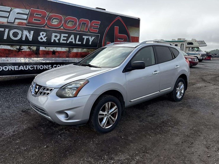 2015-nissan-rogue-image-1