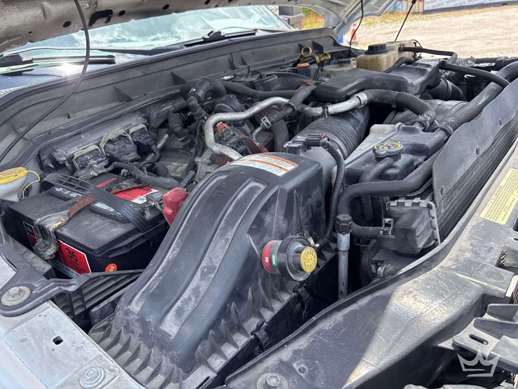 2015-ford-f550-image-7