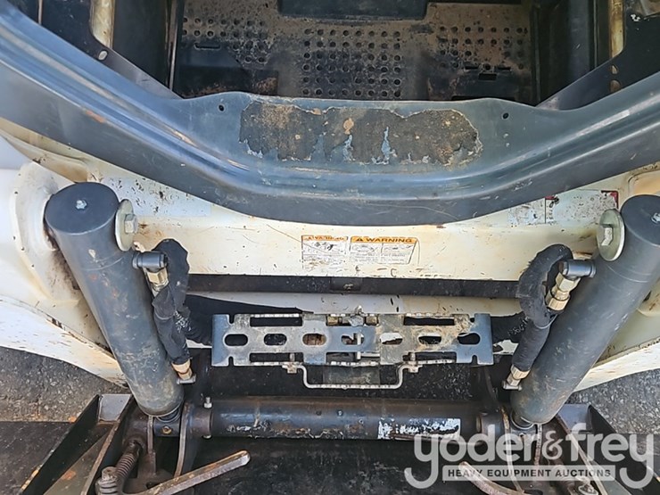 2019-bobcat-t590-image-20