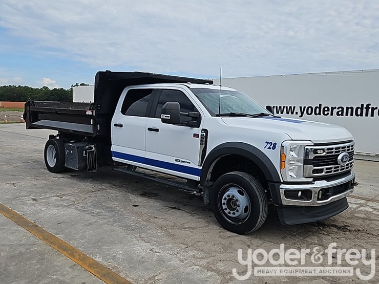 2023-ford-f550-xl-image-7
