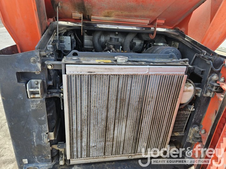 2023-kubota-svl97-2-image-24