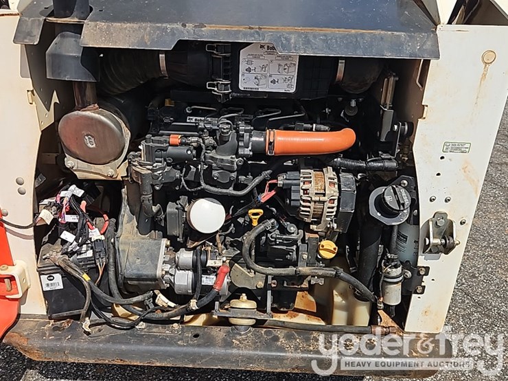 2023-bobcat-t550-image-21