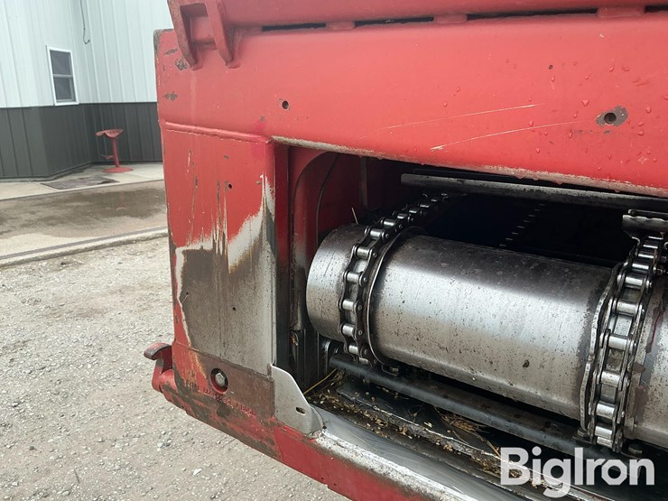 2011-case-ih-8120-image-16