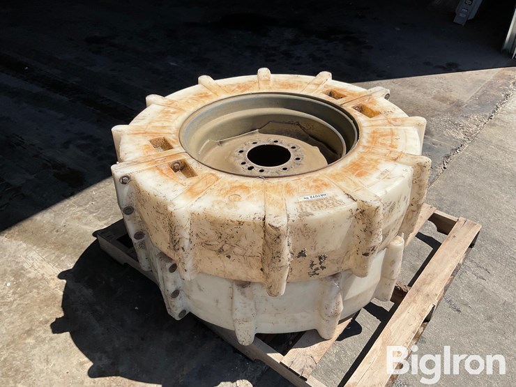 mach-2-solid-irrigation-pivot-wheels-image-5