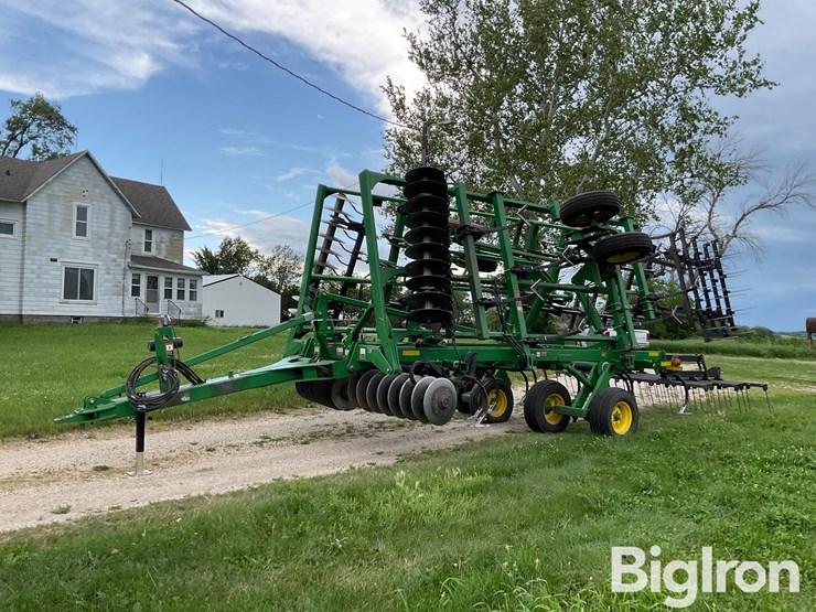 2009-john-deere-2310-image-1