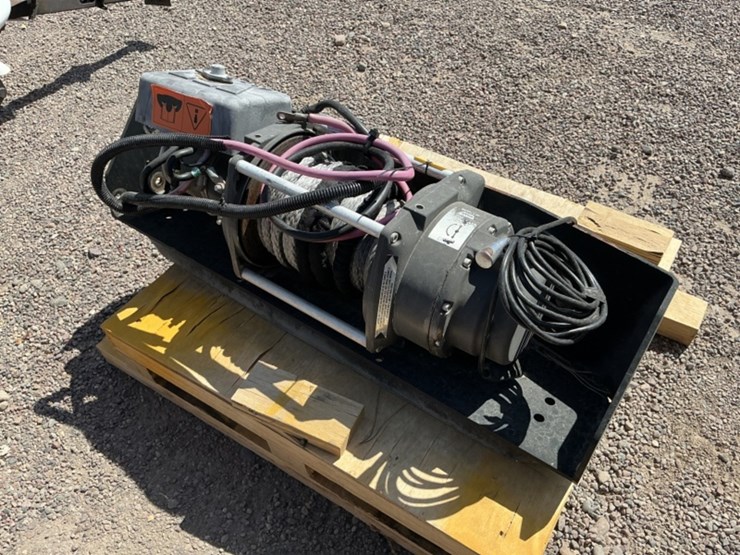 warn-m12000-winch-image-3