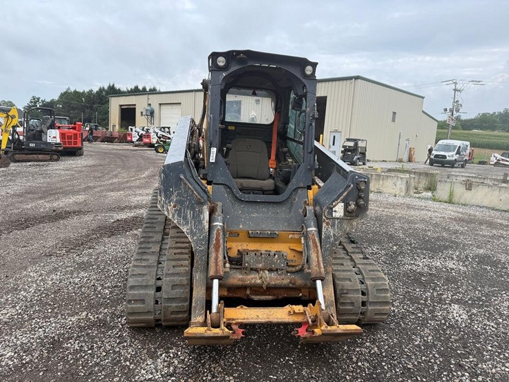 2021-deere-333g-image-3
