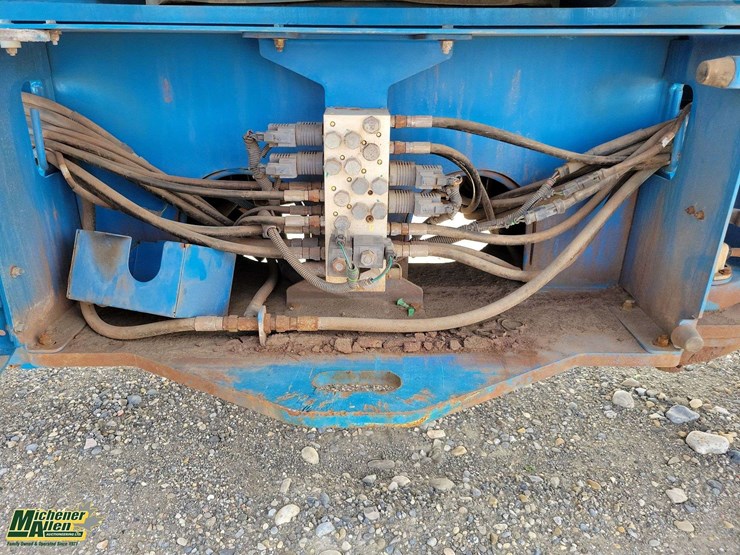2013-genie-z135/70-image-31