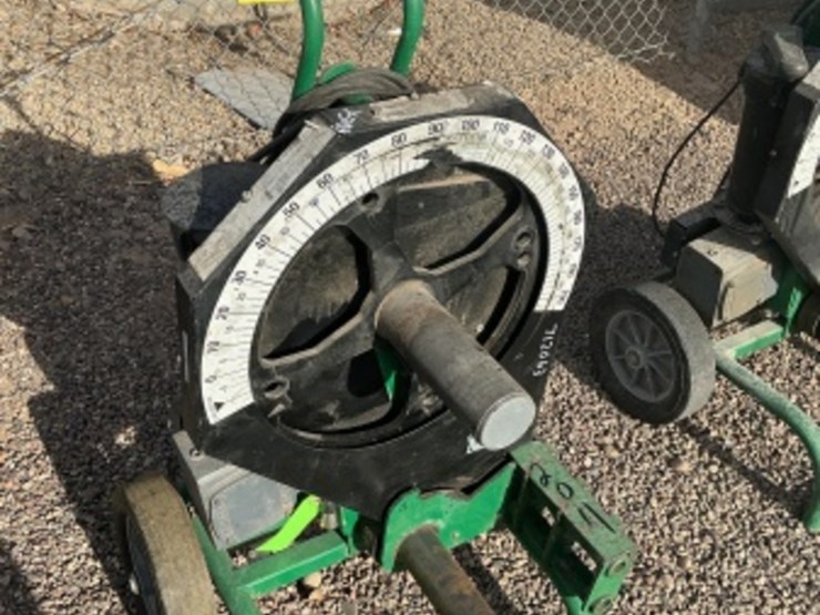 greenlee-555-series-electric-bender-image-4