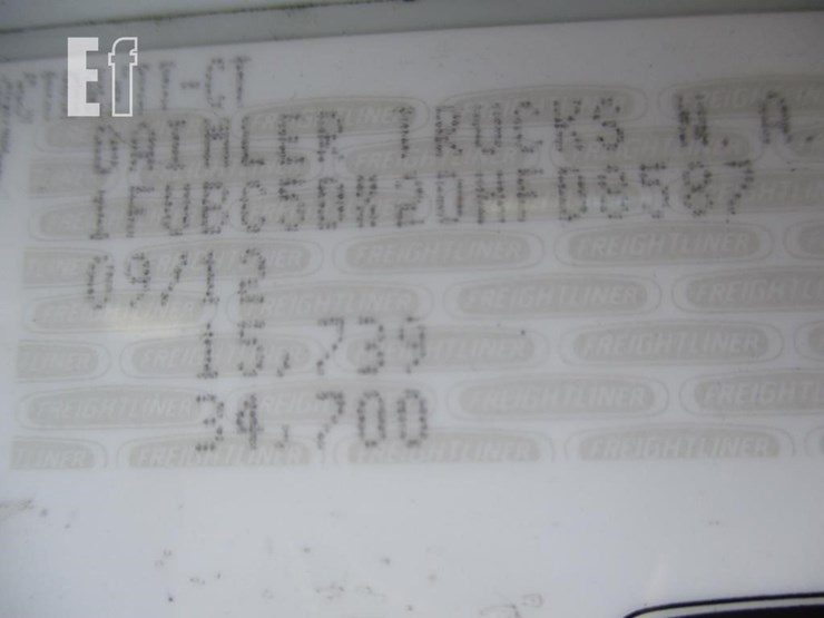 2013-freightliner-business-class-m2-112-image-20