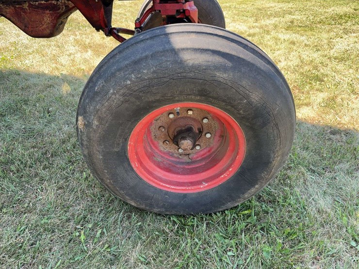 farmall-856-diesel-image-19