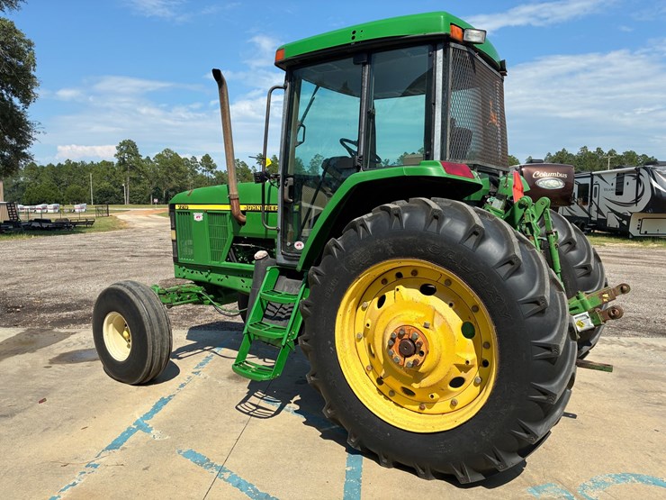 john-deere-7210-image-5