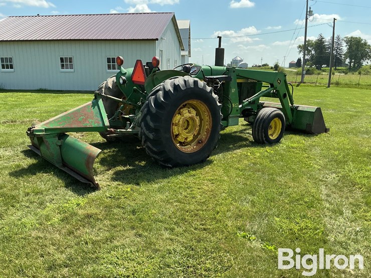 1981-john-deere-2440-image-5