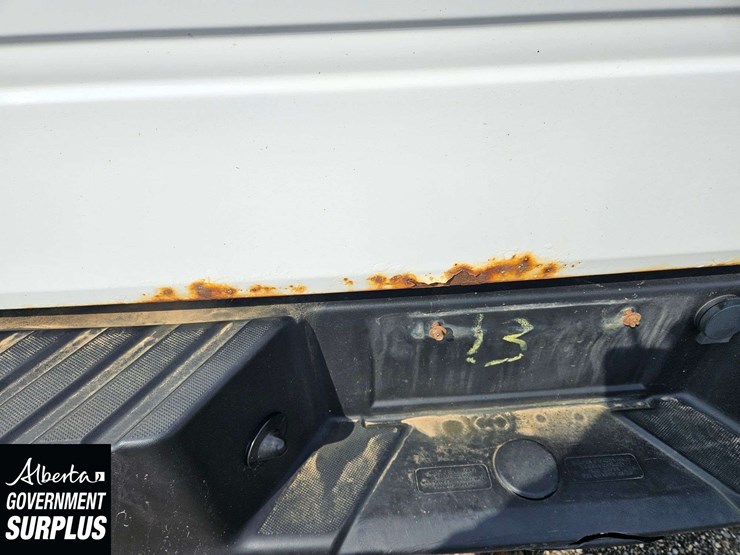 2013-ford-f150-image-17