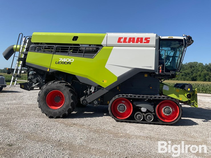 2021-claas-lexion-7400-image-4