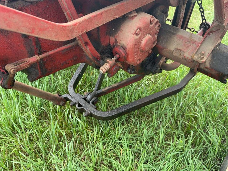 farmall-200-image-50