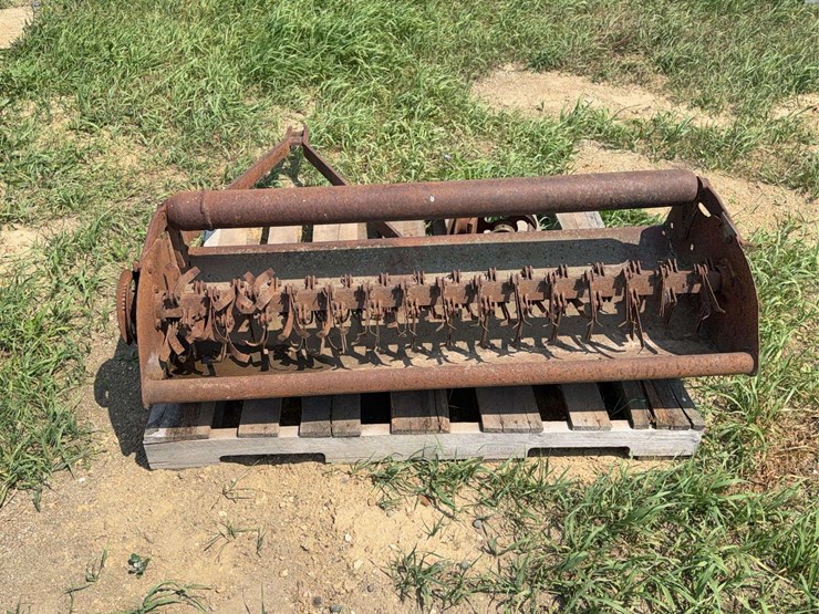 farmall-cub-flail-mower-image-2